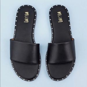 Studded trim black sandal slides